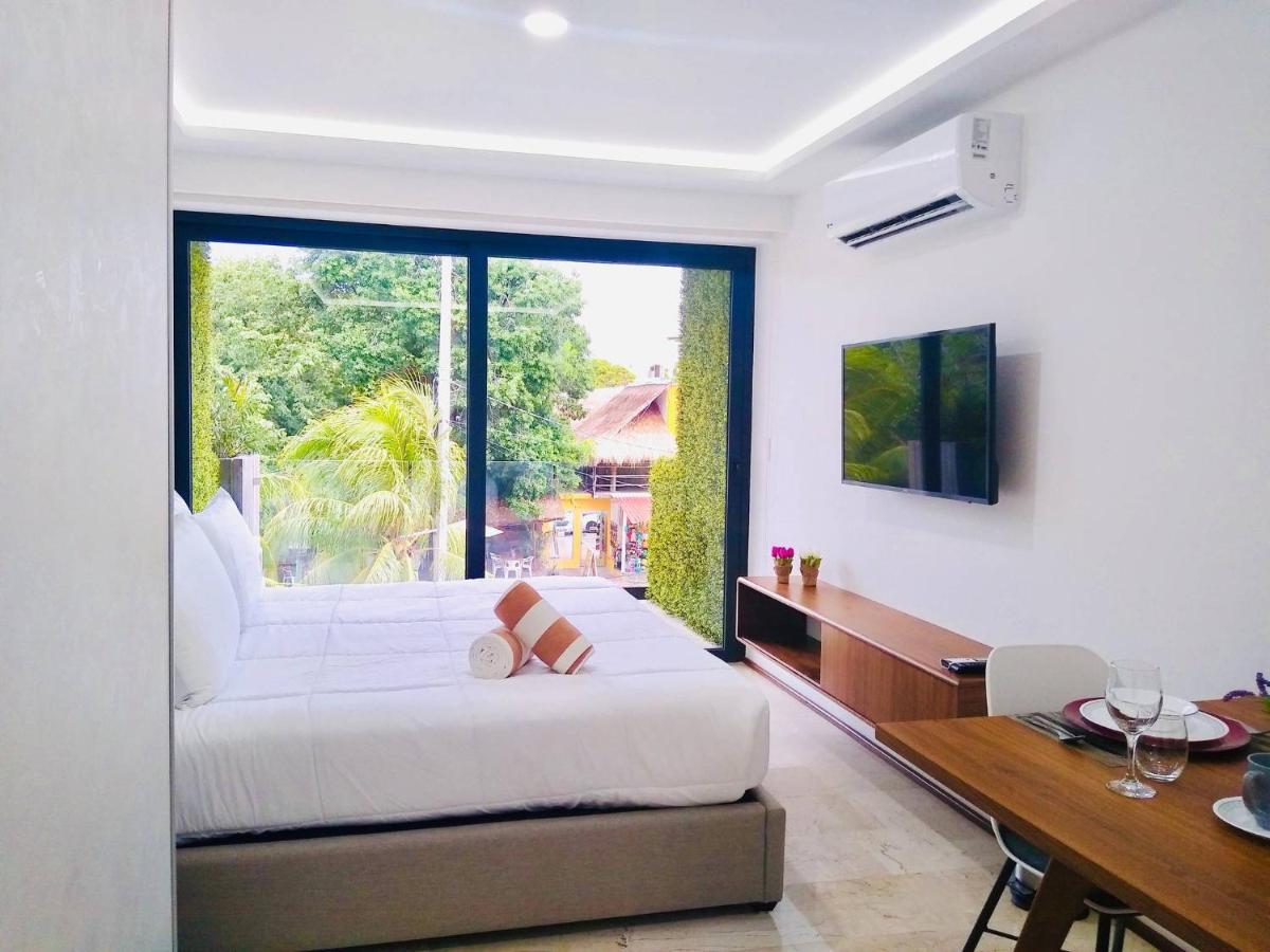 Apartamento Ocean View From The Rooftop Pool Only One Block To The For 2 *